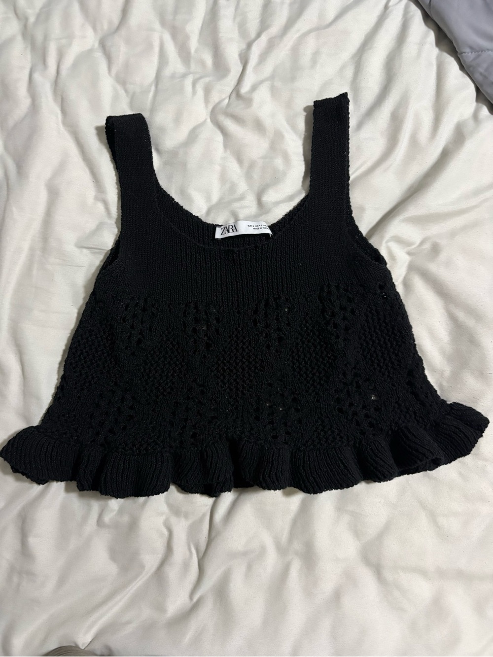 Zara Black Knit Ruffle-Hem Crop Top